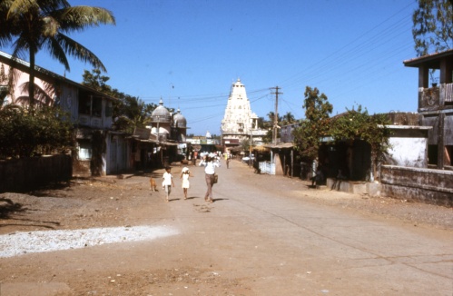 Downtown Ganeshpuri Baba Nityanandas Samadhi